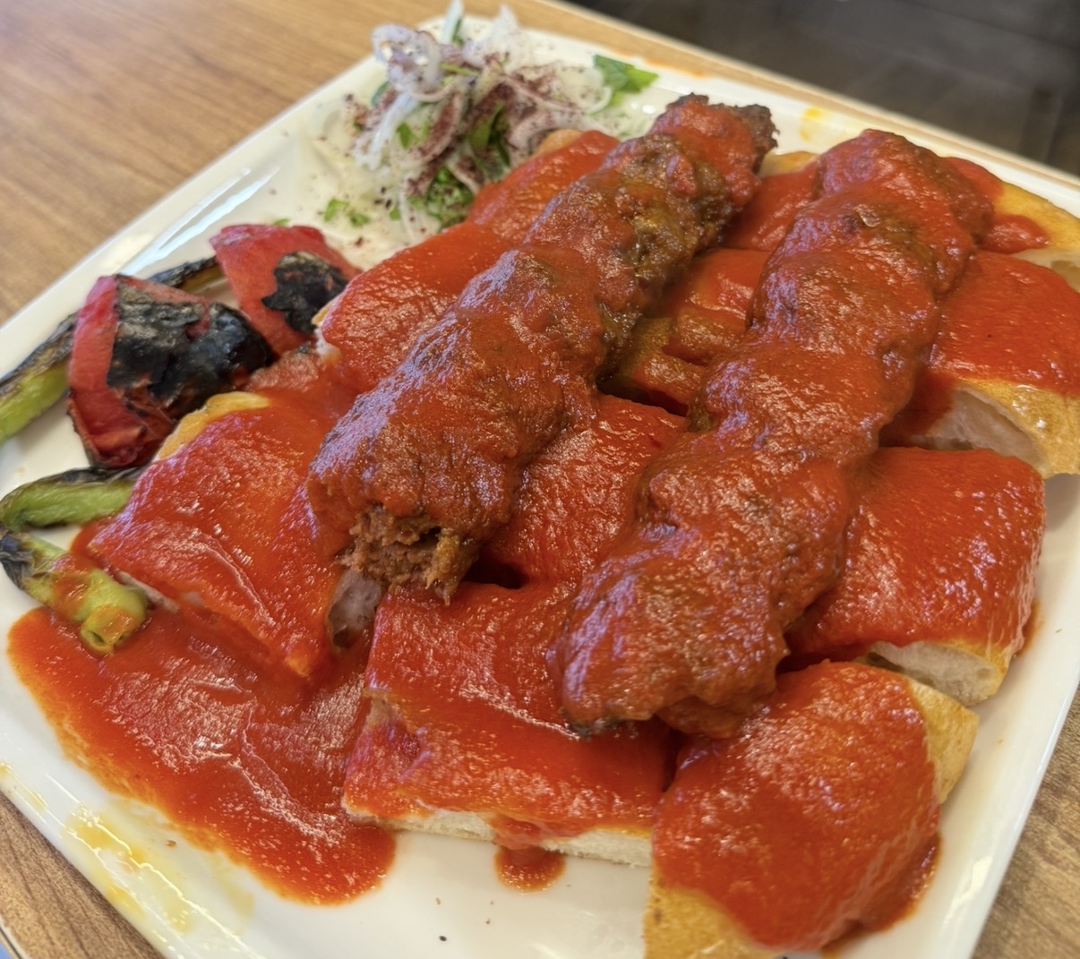 SOSLU ADANA KEBAP